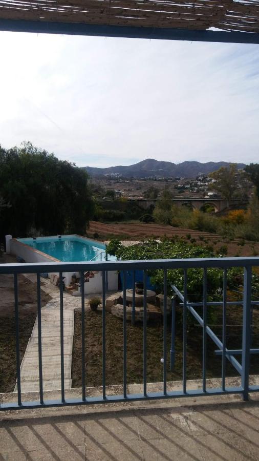 Cortijo El Puente Guest House Vinuela Bagian luar foto
