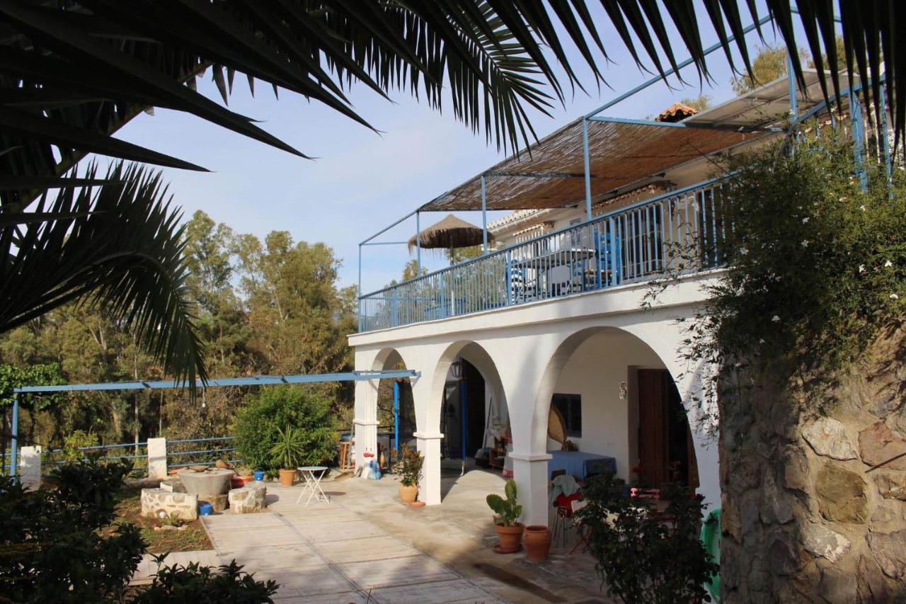 Cortijo El Puente Guest House Vinuela Bagian luar foto